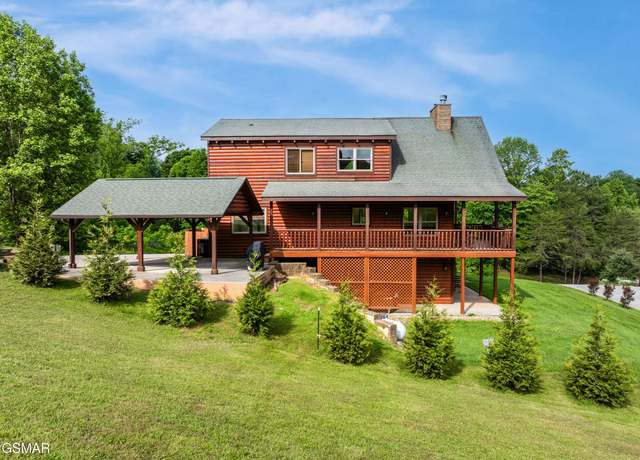 Property at 3391 Clear Valley Dr, Sevierville, TN 37862, 4 beds, 3.5 baths