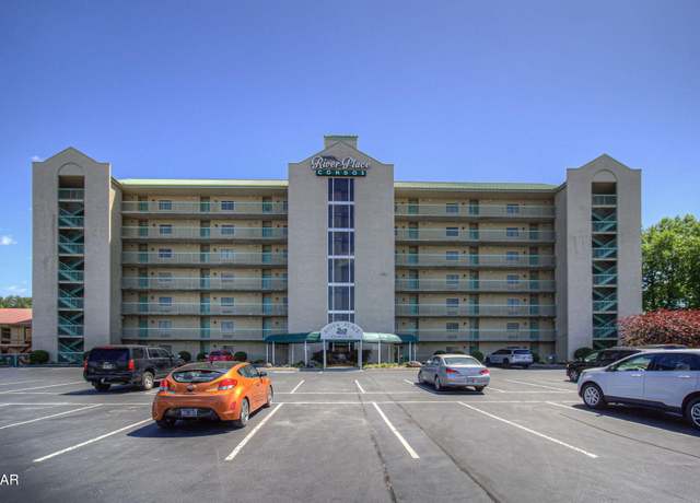 Property at 3215 N River Rd #103, Pigeon Forge, TN 37863, 2 beds, 2 baths