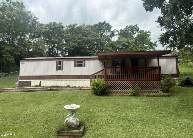 Property at 1365 Lower English Creek Rd, Newport, TN 37821, 2 beds, 1 bath