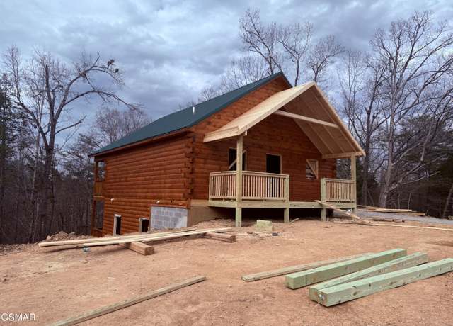 Property at 2951 Fiddlers Creek Way Way, Pigeon Forge, TN 37863, 2 beds, 2.5 baths