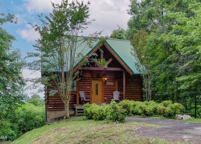 Property at 1925 Battle Top Rd, Sevierville, TN 37876, 2 beds, 2 baths