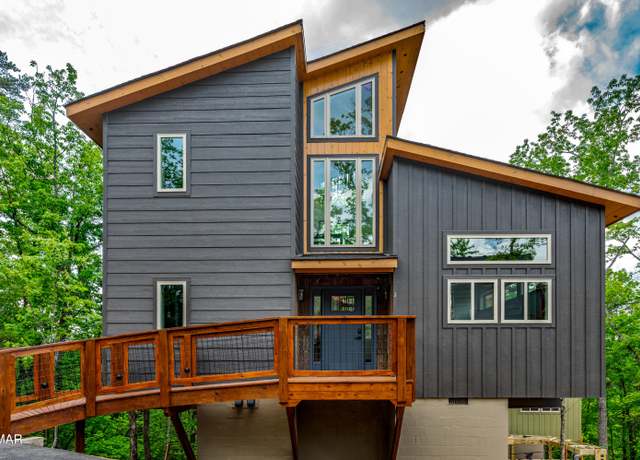 Property at 2385 Forge Hideaway Loop #4, Pigeon Forge, TN 37863, 2 beds, 2 baths