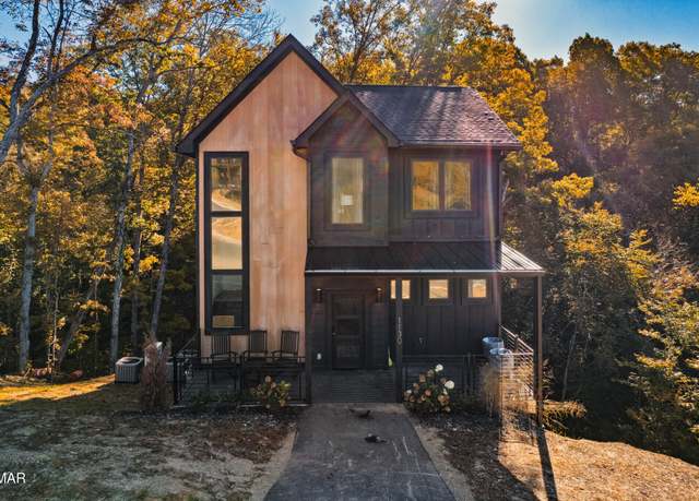 Property at 1130 Reedmont Way, Sevierville, TN 37876, 4 beds, 4.5 baths