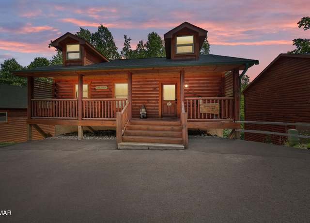 Property at 646 Stockton Dr, Sevierville, TN 37876, 2 beds, 2 baths