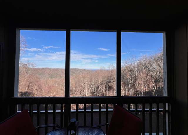 Property at 1102 Ski View DR Unit 206 Dr, Gatlinburg, TN 37738, 2 beds, 2 baths