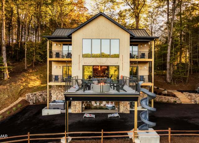 Property at 2934 Kettle Creek Way, Sevierville, TN 37876, 4 beds, 5 baths
