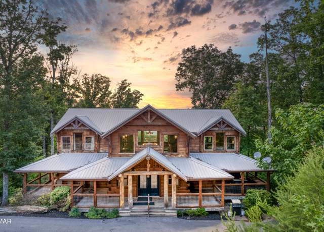 Property at 809 Pinecrest Way, Sevierville, TN 37862, 6 beds, 6.5 baths