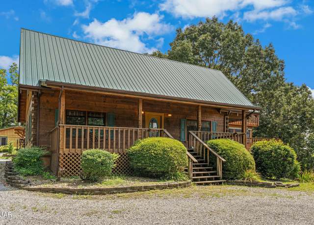 Property at 2452 Skyview Way, Dandridge, TN 37725, 2 beds, 2 baths