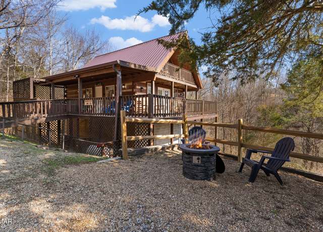 Property at 1455 Honey Oaks Way, Sevierville, TN 37876, 3 beds, 2.5 baths
