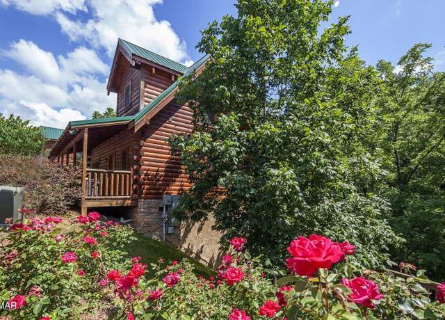 Property at 3416 Merlin Way, Pigeon Forge, TN 37863, 1 bed, 2 baths
