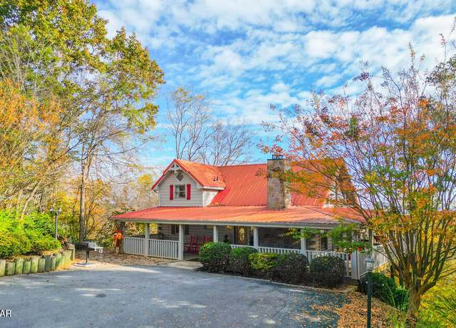 Property at 536 Red Cedar Ridge Rd, Sevierville, TN 37876, 2 beds, 3 baths