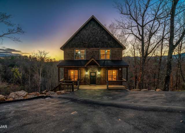 Property at 1656 Parkway Ter, Gatlinburg, TN 37738, 6 beds, 5 baths