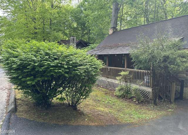 Property at 711 Osprey Way, Pigeon Forge, TN 37863, 1 bed, 1 bath