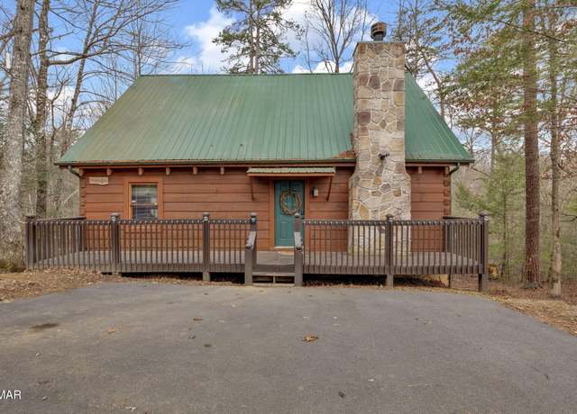 Property at 1247 Secona Way, Sevierville, TN 37876, 2 beds, 3 baths