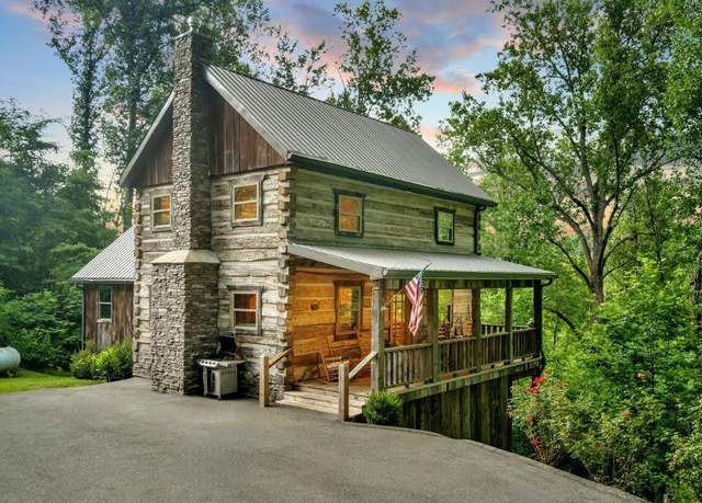 Property at 636 Jess Field Rd, Gatlinburg, TN 37738, 2 beds, 3 baths