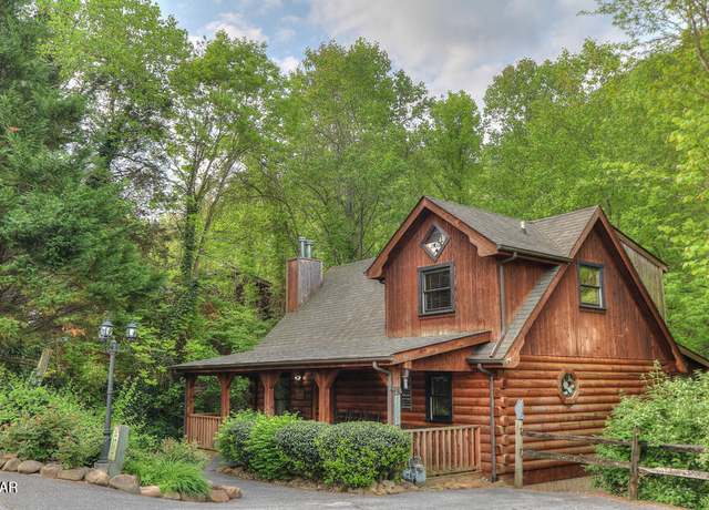 Property at 2040 Whispering Pines Way, Sevierville, TN 37876, 2 beds, 2 baths