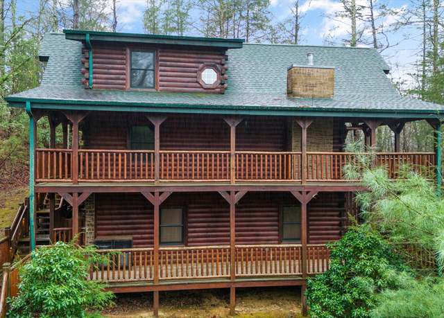 Property at 729 Glory Ridge Way, Gatlinburg, TN 37738, 3 beds, 3 baths