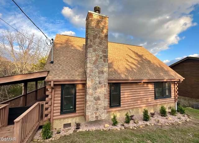 Property at 2221 Eagle Feather Dr, Sevierville, TN 37876, 2 beds, 2 baths