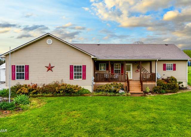 Property at 3351 Line Springs Rd, Sevierville, TN 37862, 3 beds, 2 baths