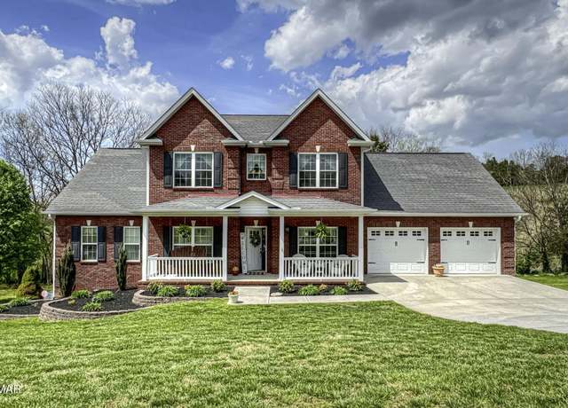 Property at 1819 Ally Ln, Sevierville, TN 37876, 5 beds, 4.5 baths