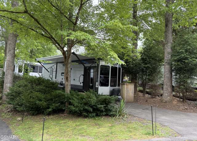 Property at 4229 E Parkway #104 Pkwy, Gatlinburg, TN 37738