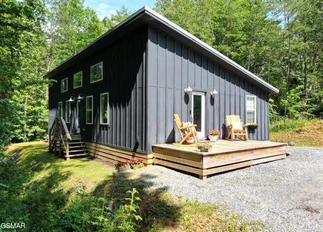 Property at 3180 Mcgill Rd, Sevierville, TN 37862, 1 bed, 2 baths