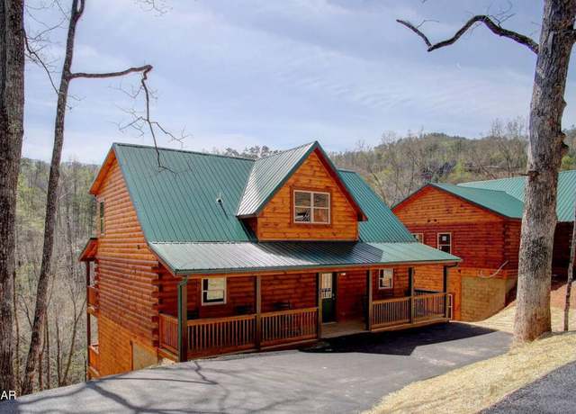 Property at 821 String Run Way, Pigeon Forge, TN 37863, 5 beds, 5 baths