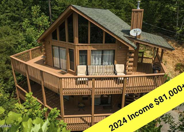 Property at 3152 Hatcher Top Rd, Sevierville, TN 37862, 2 beds, 2 baths