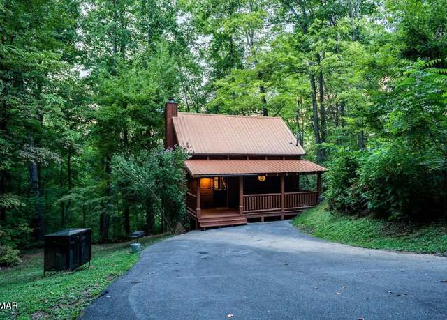 Property at 3433 Twin City Way, Pigeon Forge, TN 37863, 1 bed, 1.5 baths