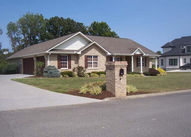 Property at 1409 Robert Ridge Rd Rd, Sevierville, TN 37862, 3 beds, 2.5 baths