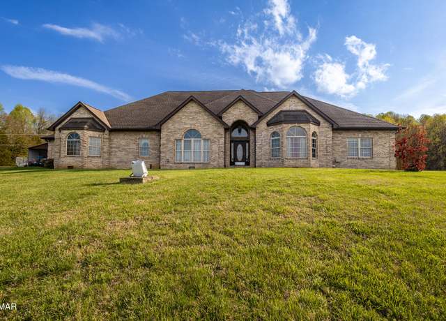 Property at 264 Essex Dr, Bluff City, TN 37618, 6 beds, 2.5 baths