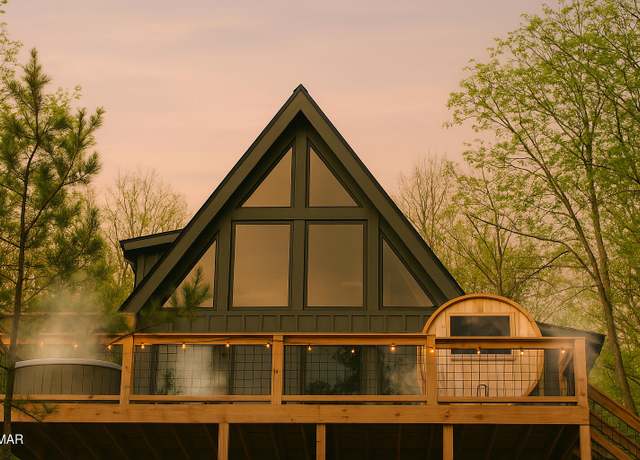 Property at 2008 Mindy Jo Way, Sevierville, TN 37862, 2 beds, 2 baths