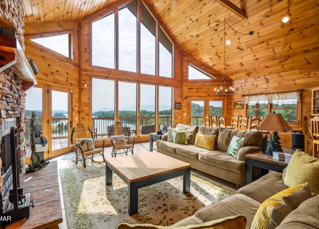 Property at 3829 Island View Rd Rd, Sevierville, TN 37876, 5 beds, 5.5 baths