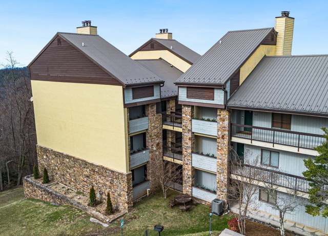 Property at 1130 Ski View Dr Unit 305, Gatlinburg, TN 37738, 3 beds, 3 baths