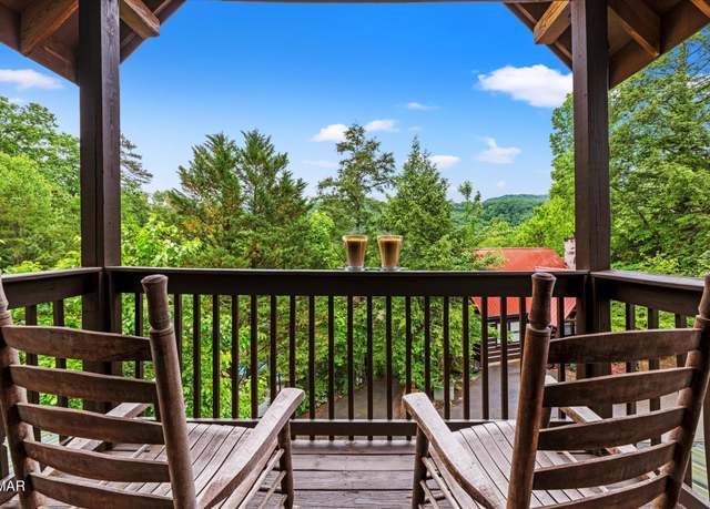 Property at 308 Brown Wren Way, Gatlinburg, TN 37738, 4 beds, 3 baths