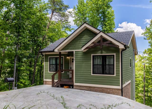 Property at 3370 Priscilla Heights Lane Ln, Sevierville, TN 37862, 2 beds, 2 baths