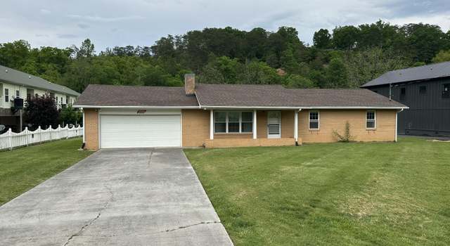 Photo of 2669 High Valley Dr, Pigeon Forge, TN 37863