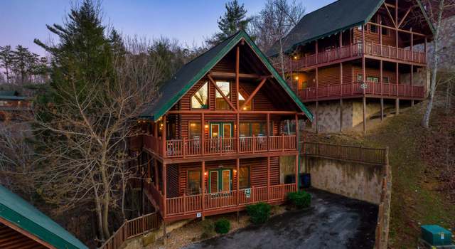 Photo of 1721 Summit View Way, Sevierville, TN 37862