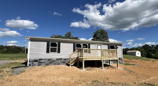 Photo of 127 English Mountain Rd, Newport, TN 37821