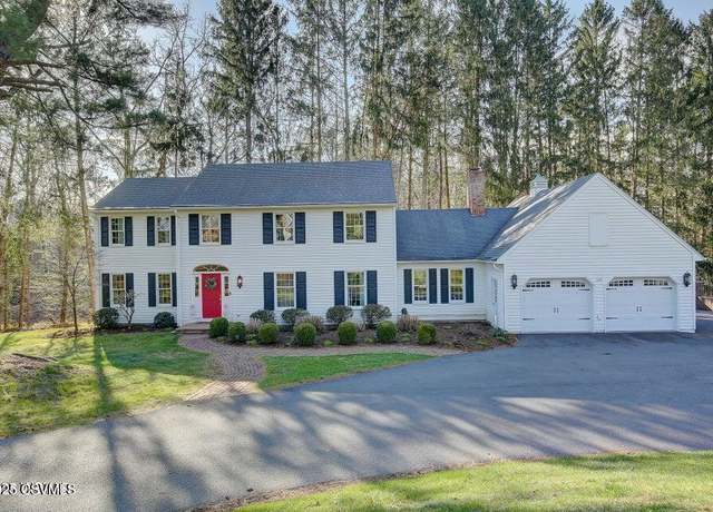 Property at 408 Beth Ellen Dr, Lewisburg, PA 17837, 5 beds, 3.5 baths