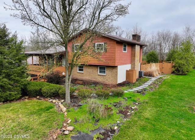 Property at 81 Montcalm Pl, Lewisburg, PA 17837, 4 beds, 4 baths