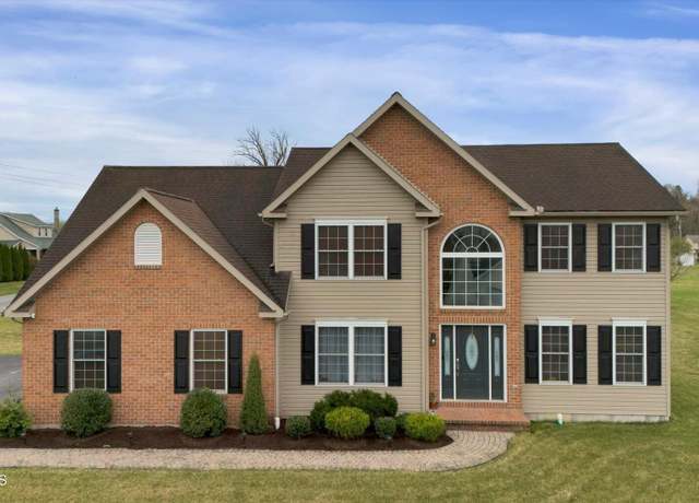 Property at 15 Primavera Cir, Lewisburg, PA 17837, 5 beds, 3 baths
