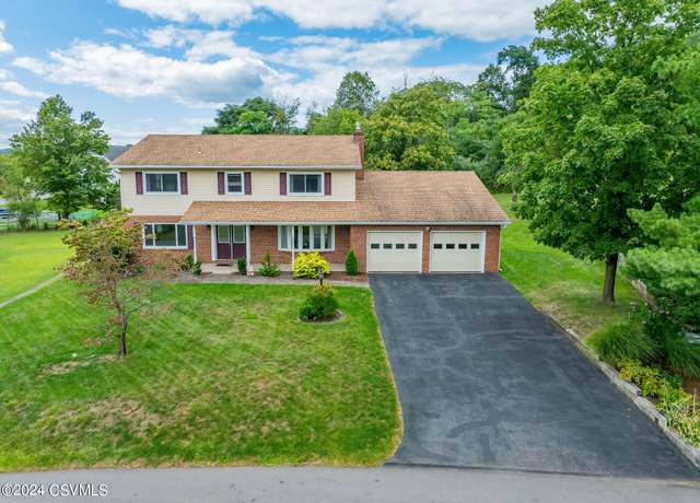 Property at 284 Locust Ln, Danville, PA 17821, 4 beds, 3.5 baths