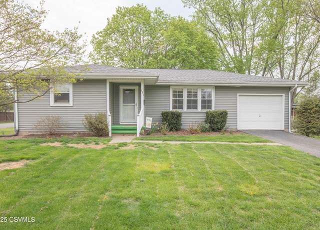 Property at 131 S 18th St, Lewisburg, PA 17837, 3 beds, 1 bath