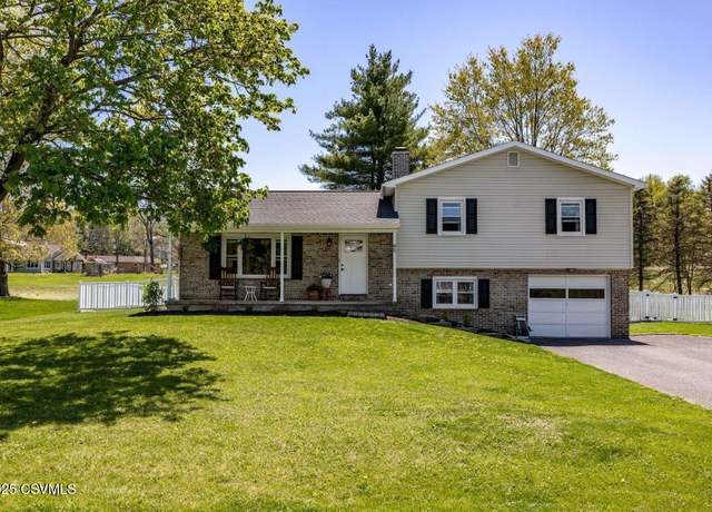Property at 95 Fairview Dr, Lewisburg, PA 17837, 3 beds, 1.5 baths