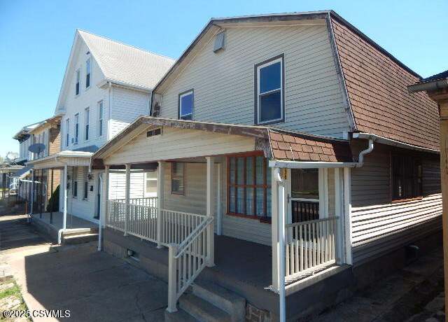 Property at 634-636 S Front St, Sunbury, PA 17801, 3 beds, 2 baths