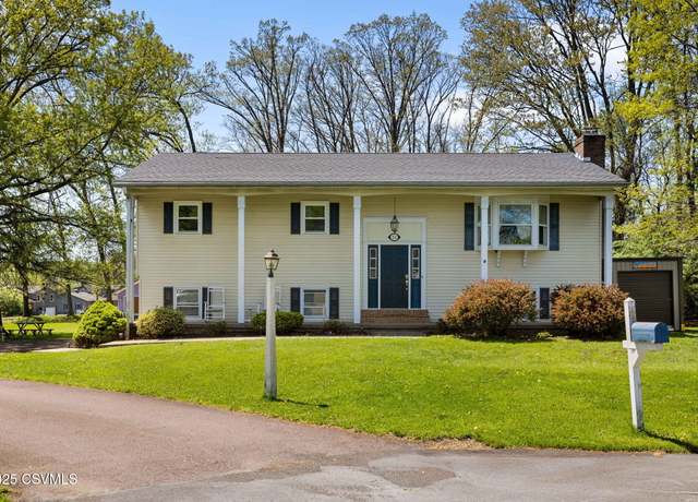Property at 31 Holly Ct, Danville, PA 17821, 4 beds, 3 baths