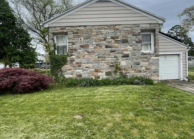 Property at 514 E 5th St, Berwick, PA 18603, 3 beds, 1 bath