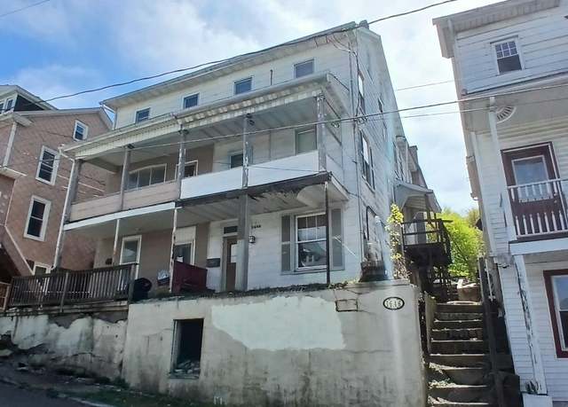 Property at 1646 Pulaski Ave, Coal Township, PA 17866, 4 beds, 1.5 baths