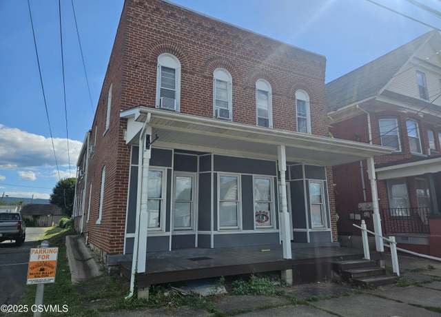 Property at 422 E 3rd St, Nescopeck, PA 18635, 7 beds, 4.5 baths